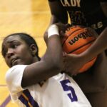 Prep roundup - Quistors declaw Jags for basketball wins