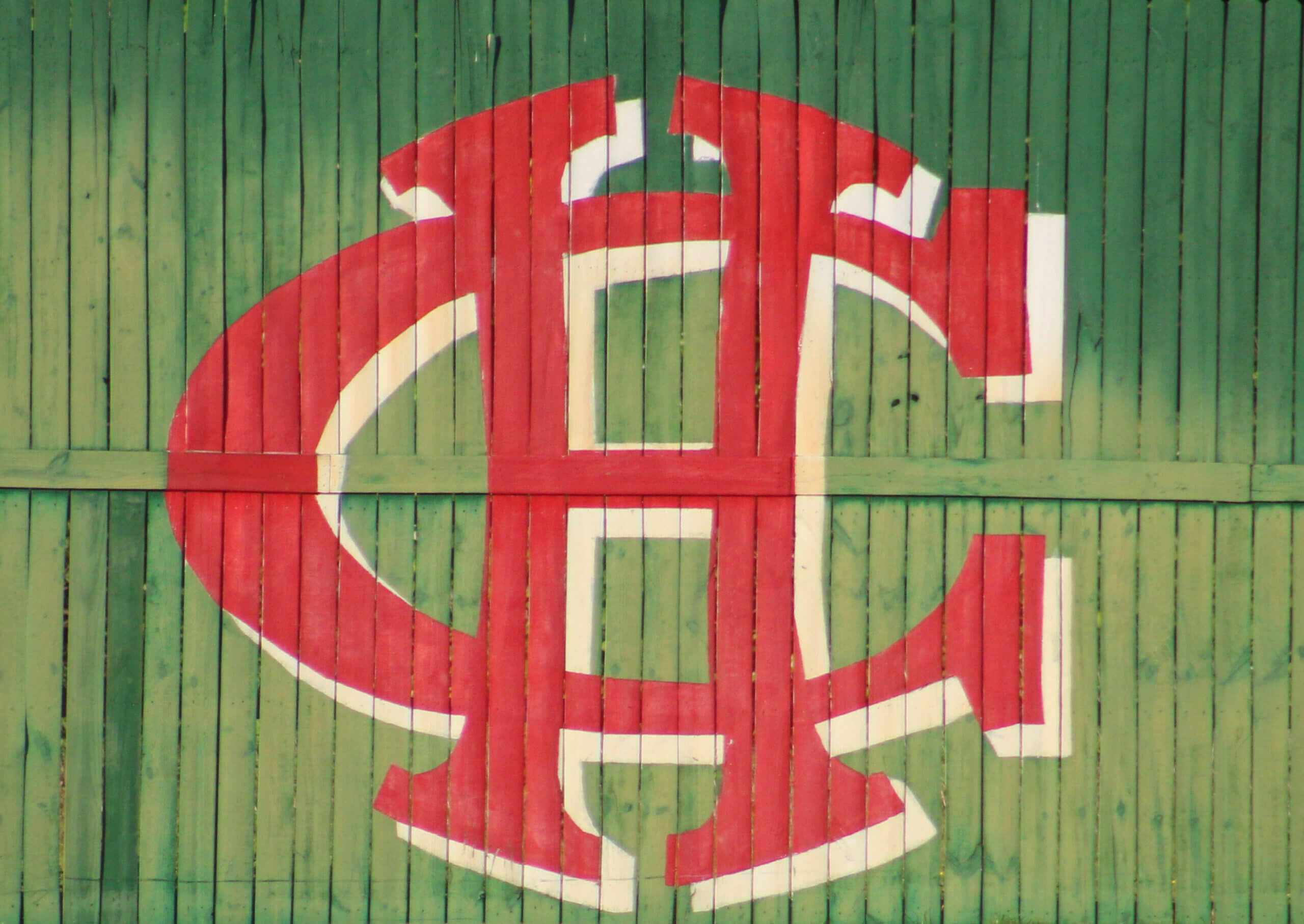 center hill logo