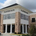 Planters Bank opens in Silo Square
