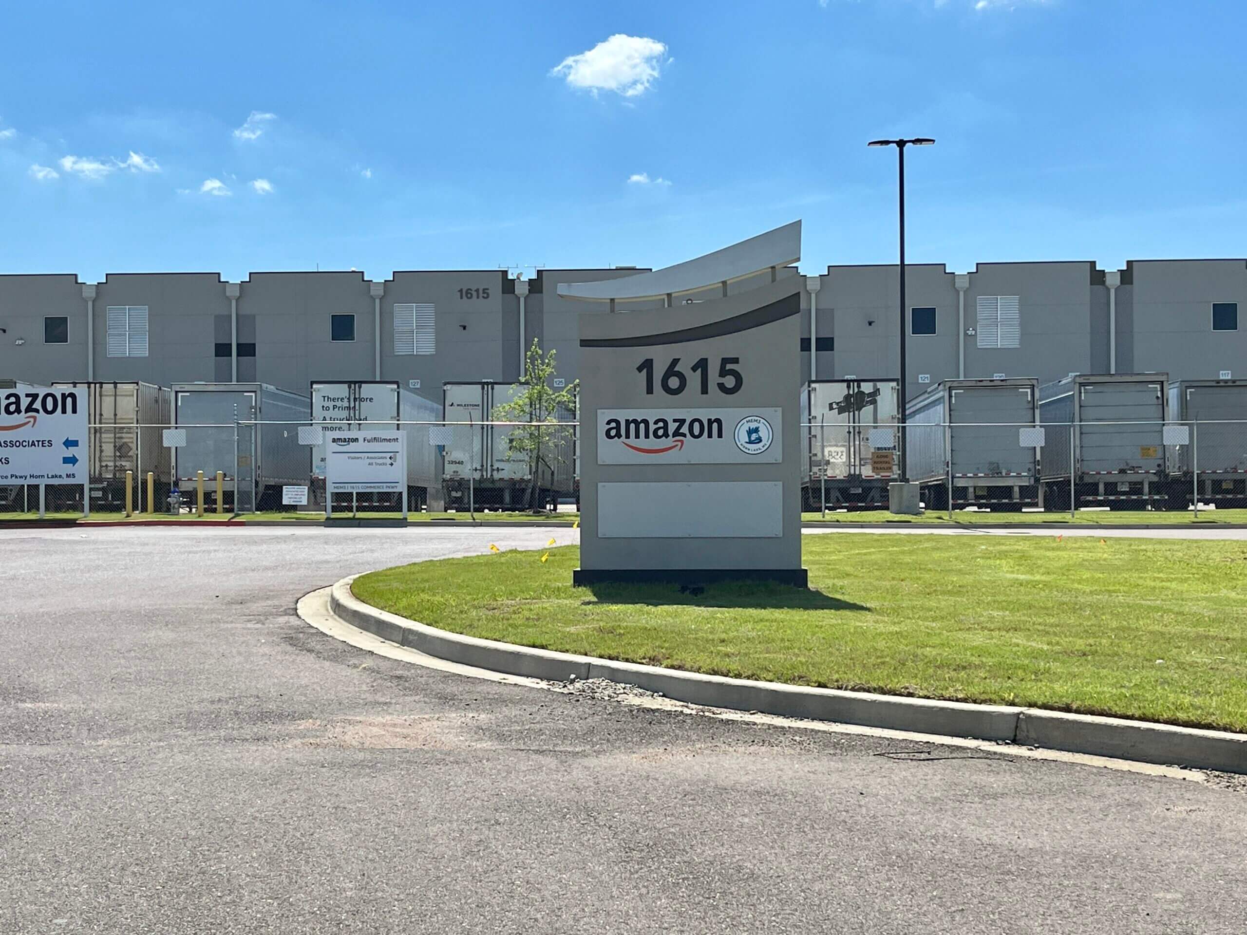 Horn Lake Amazon distribution center