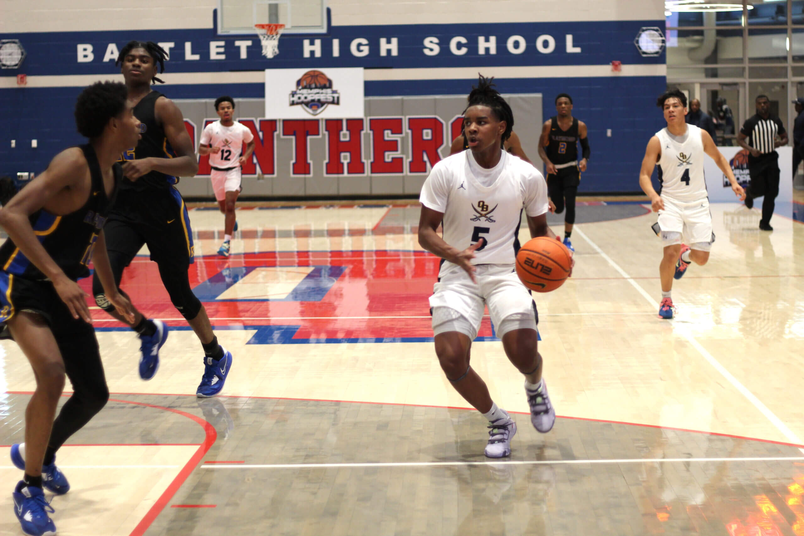 Tuesday sports Olive Branch, Lewisburg win holiday games DeSoto