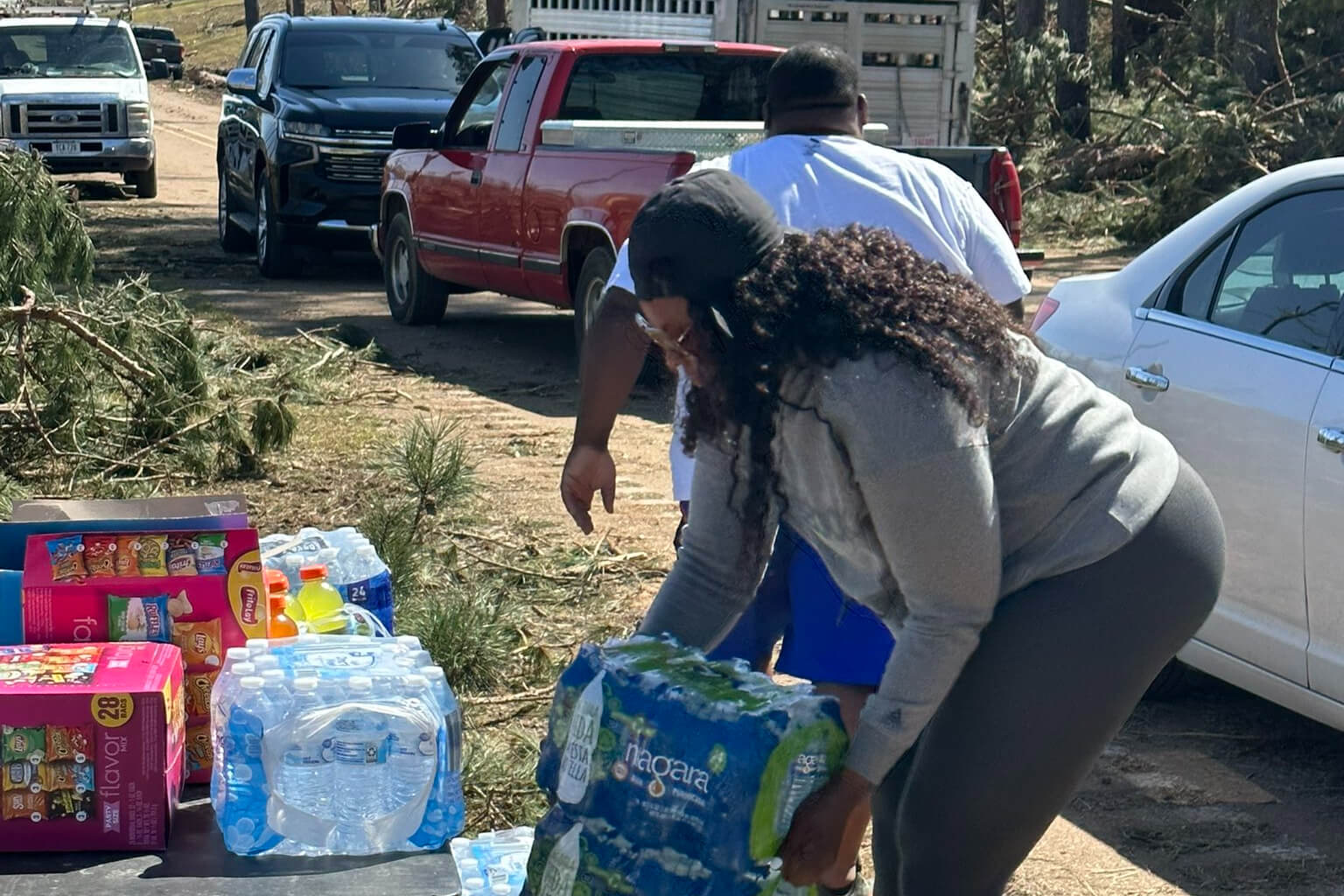 Relief efforts organized for Mississippi tornado victims DeSoto