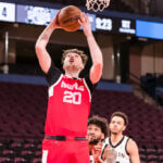 Hustle drop Herd in Wisconsin Matt Hurt