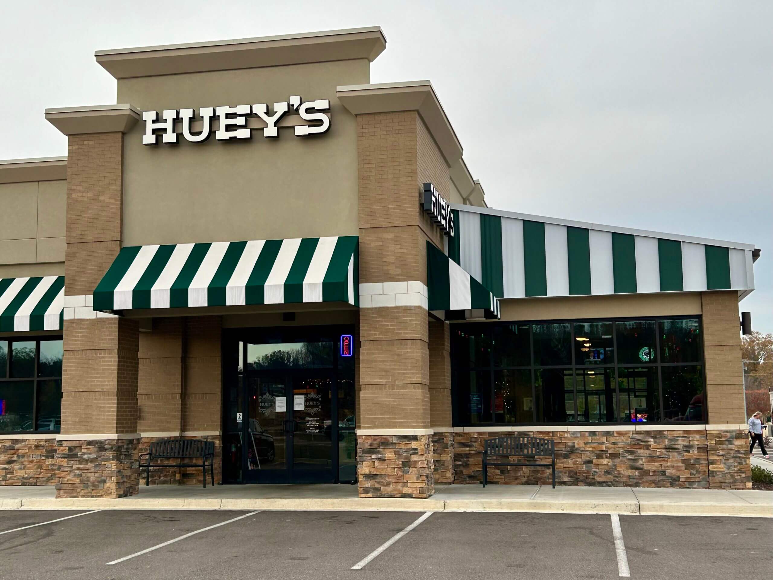 Huey’s Olive Branch