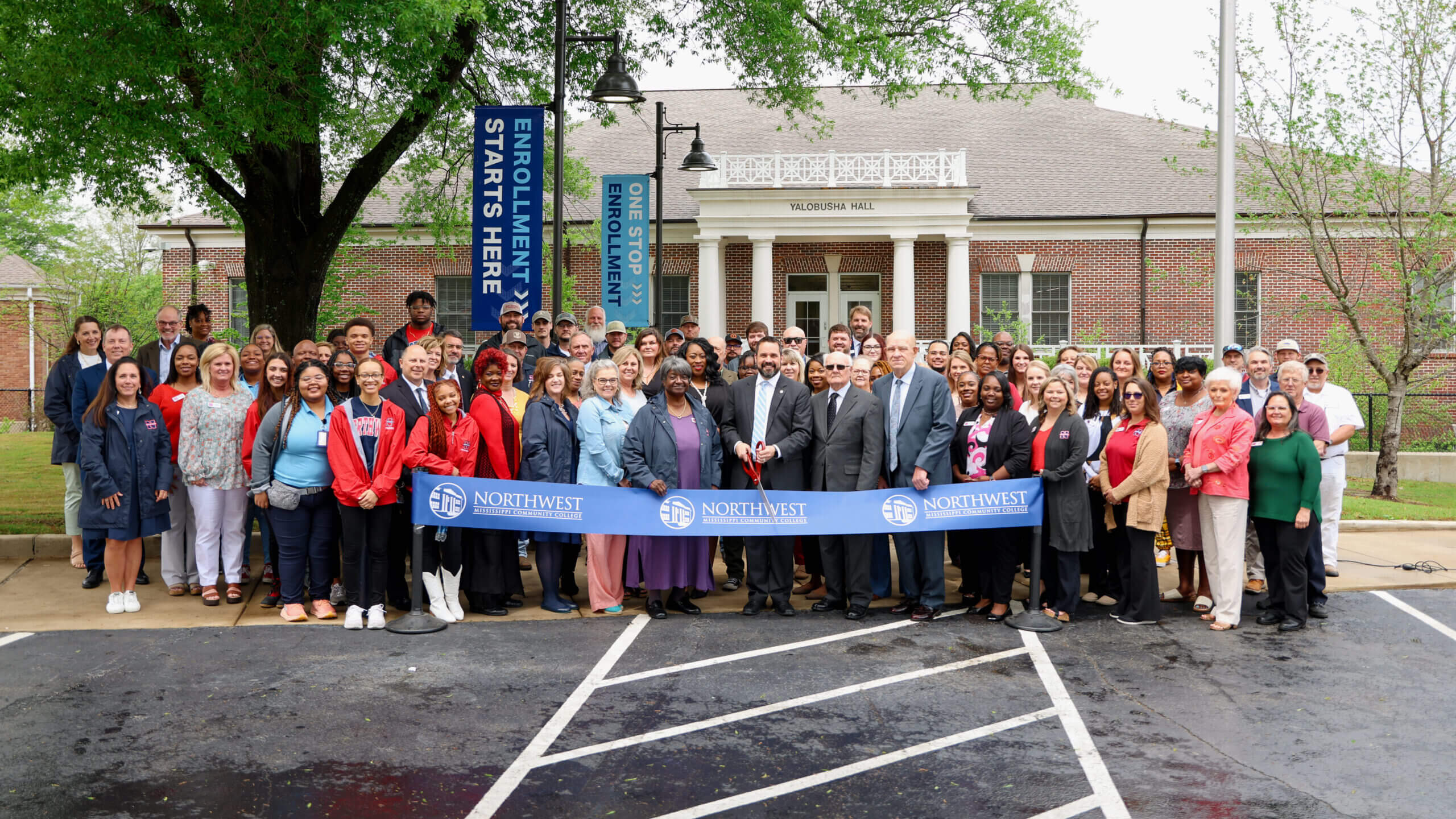 0419 Northwest ribbon cutting