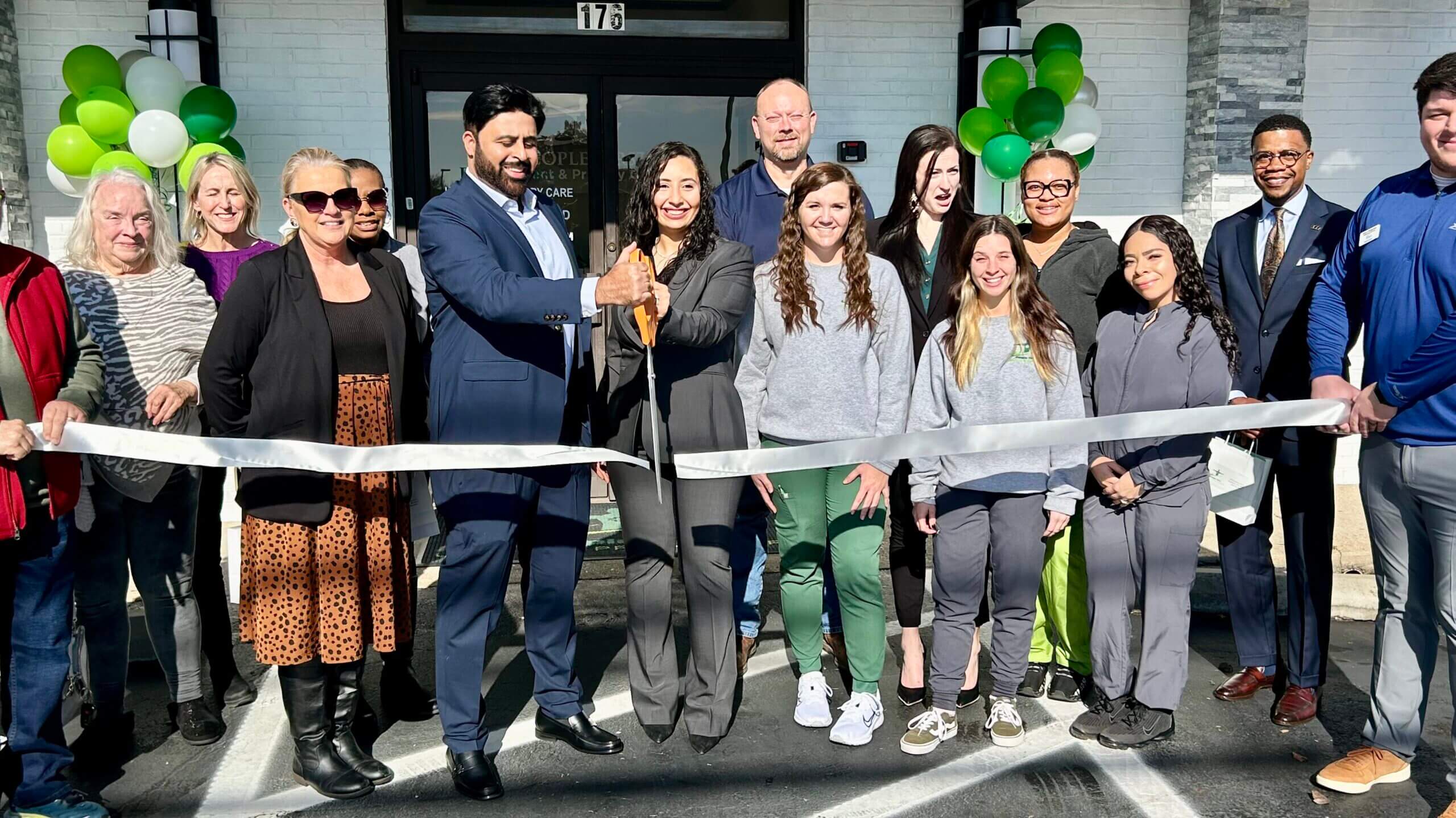 people First ribbon cutting