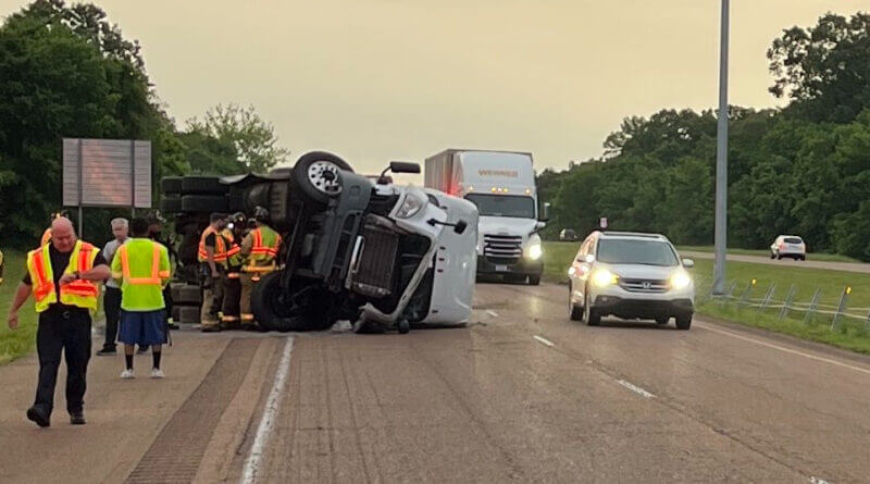 Semi rollover blocks morning rush hour interstate traffic in Olive Branch