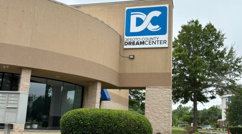Dream Center gifts show appreciation to educators, support staff