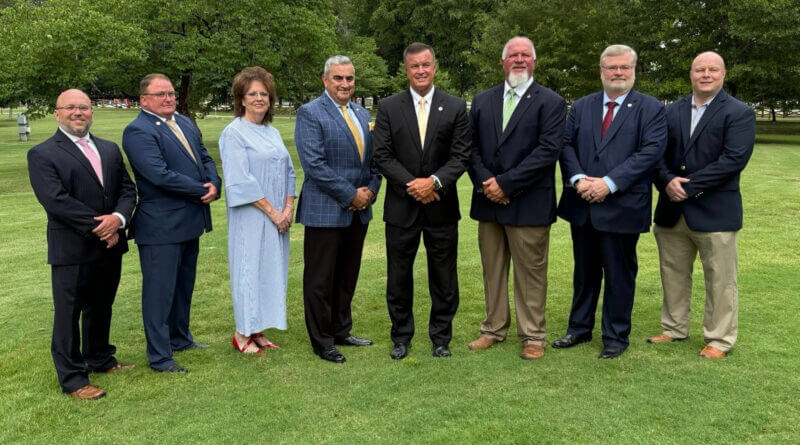 Southaven mayor, aldermen sworn into office for a new term