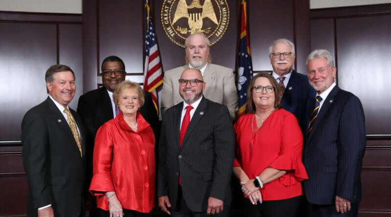 Olive Branch Mayor and aldermen begin new terms