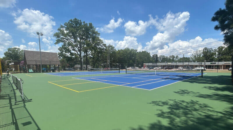 Hernando opens Church Park courts after resurfacing project