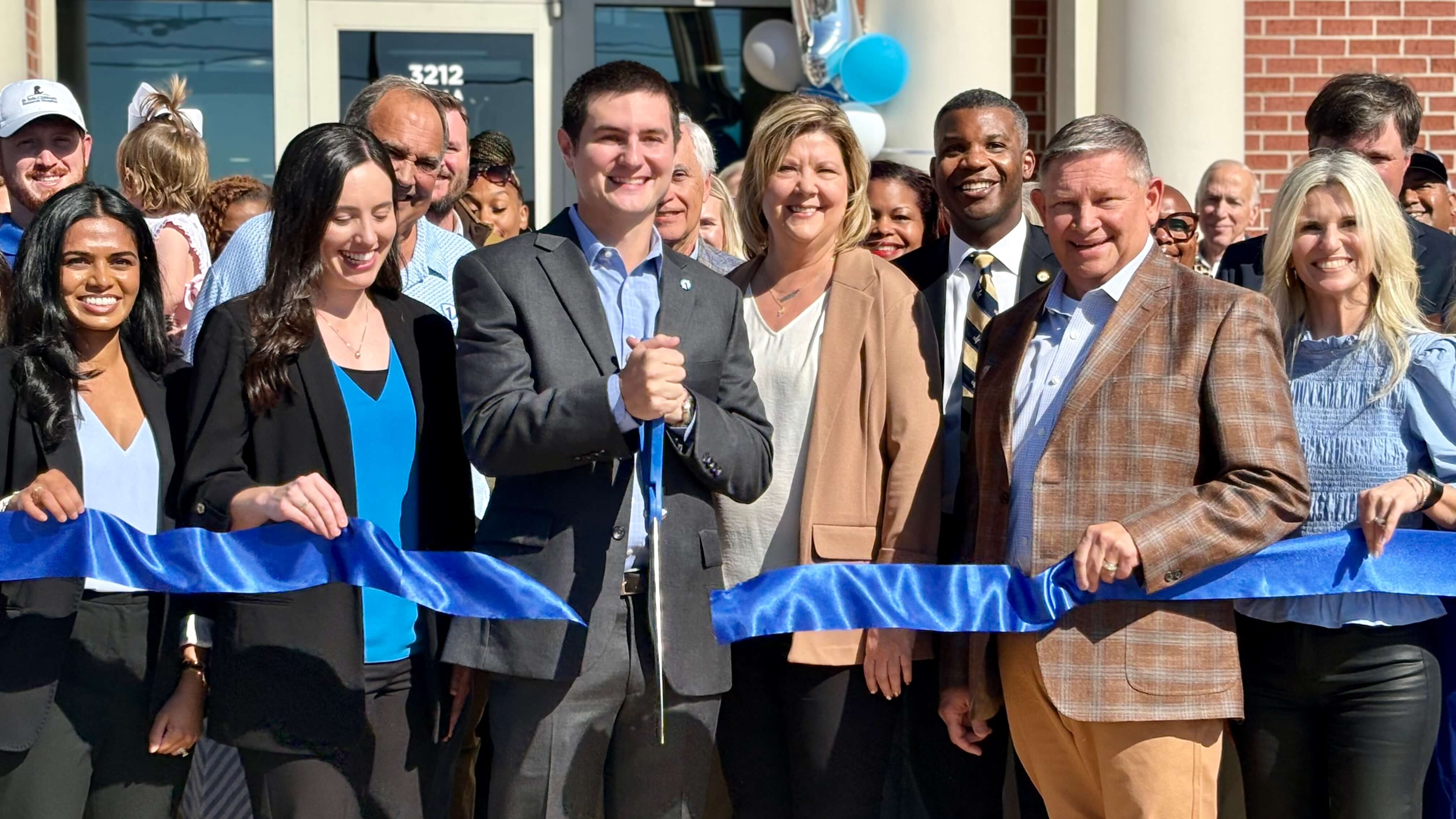 First Choice Bank opens first DeSoto County branch in Southaven ...