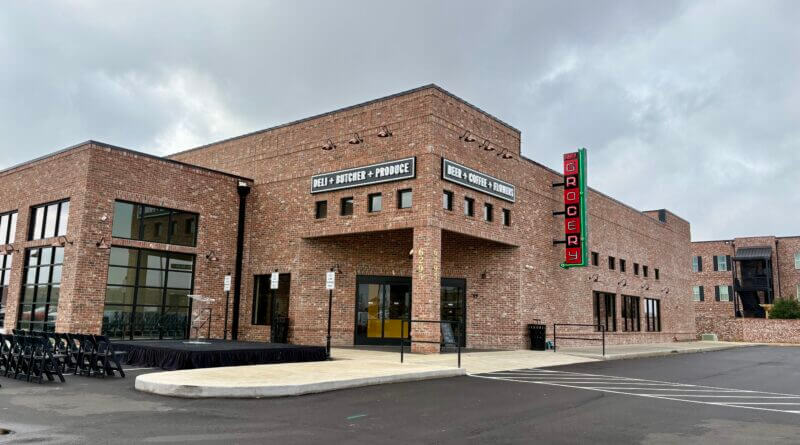 Southaven welcomes South Point Grocery with grand opening