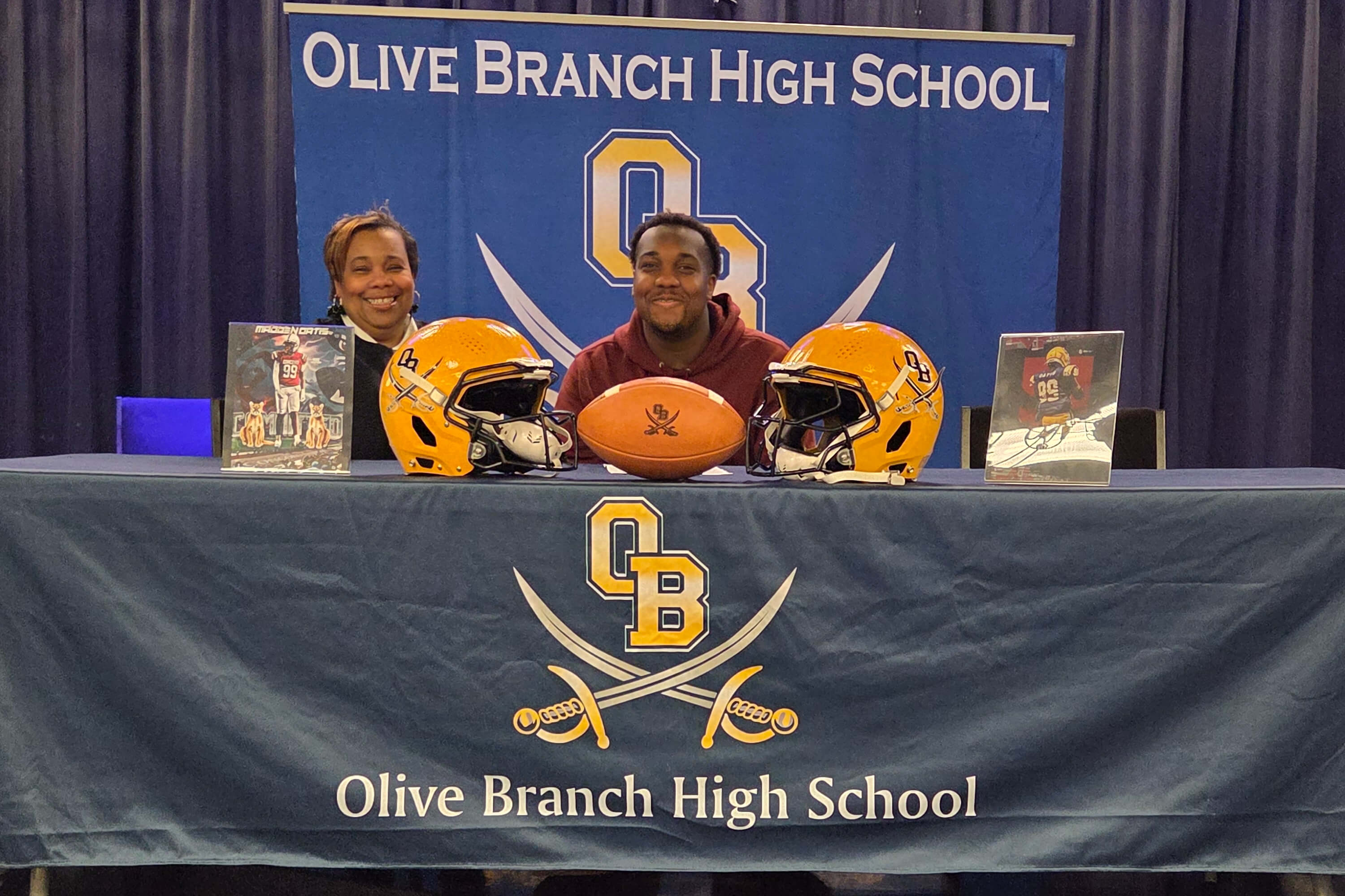 Olive Branch’s Oatis signs with Concord University