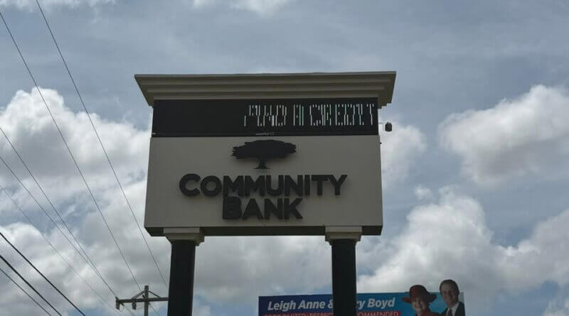 Community Bank treats Olive Branch police to barbecue lunch, department says Photos from Olive Branch Police Department's post