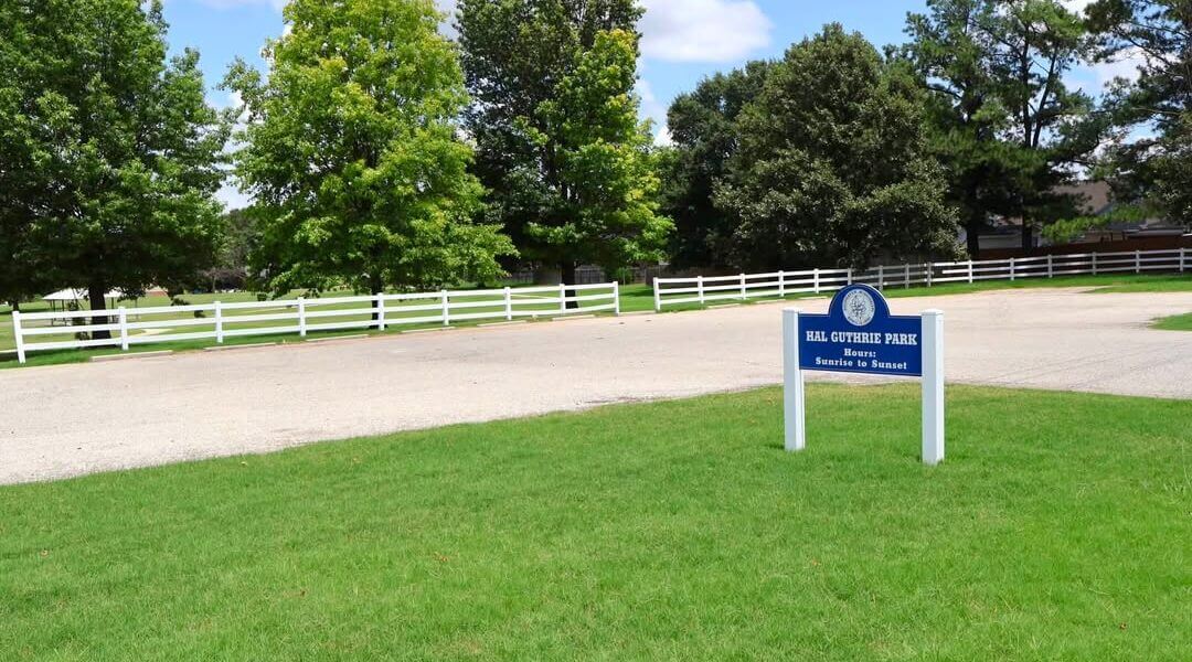 southaven-upgrades-hal-guthrie-park-with-new-playground-trail-and