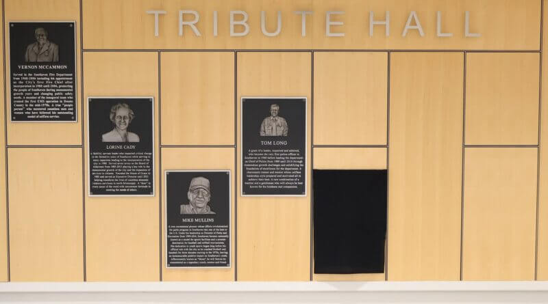 Southaven posts photos of Judge Bob Perry plaque unveiling Photos from City of Southaven - Municipal Government's post