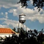 Hernando Water Tower 10K, Half Marathon Run Saturday The historic 1925 Hernando water tower seen from the DeSoto County Courthouse grounds, namesake of the Hernando Water Tower 10K