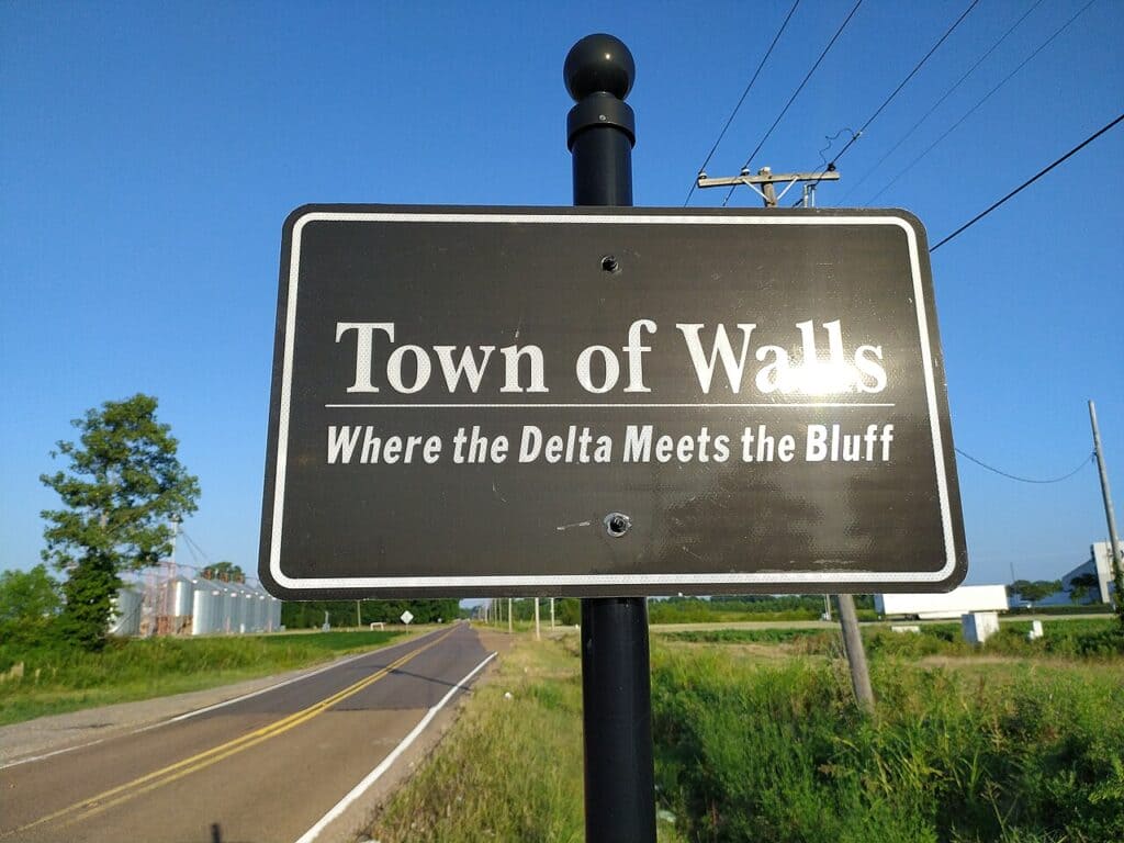 Town of Walls welcome sign off U.S. Highway 61, site of the Walls listening session on a possible data center